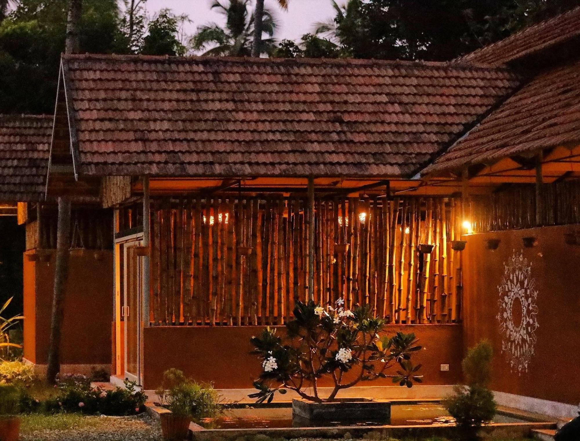 Pura Vida Varkala Hotel Ngoại thất bức ảnh