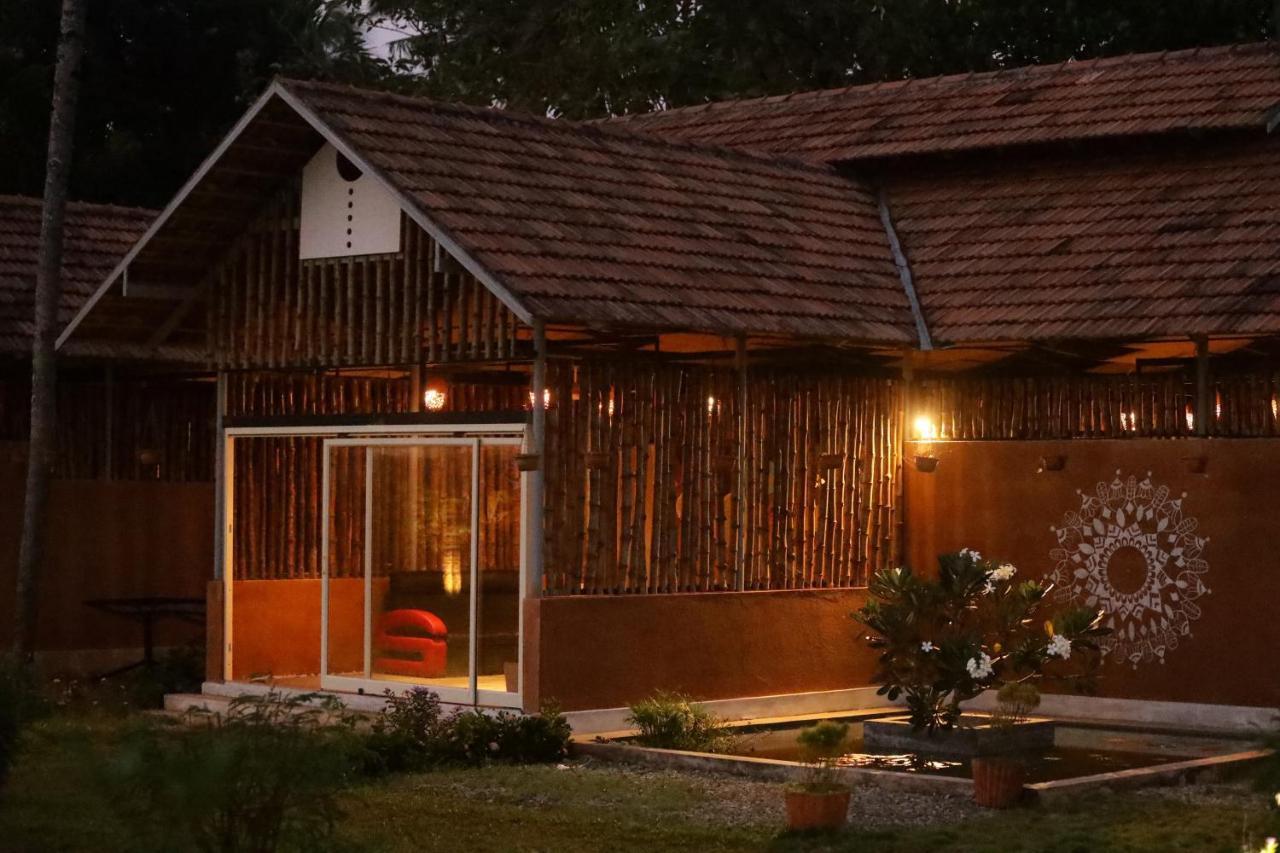 Pura Vida Varkala Hotel Ngoại thất bức ảnh