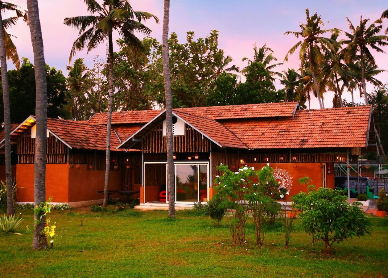 Pura Vida Varkala Hotel Ngoại thất bức ảnh