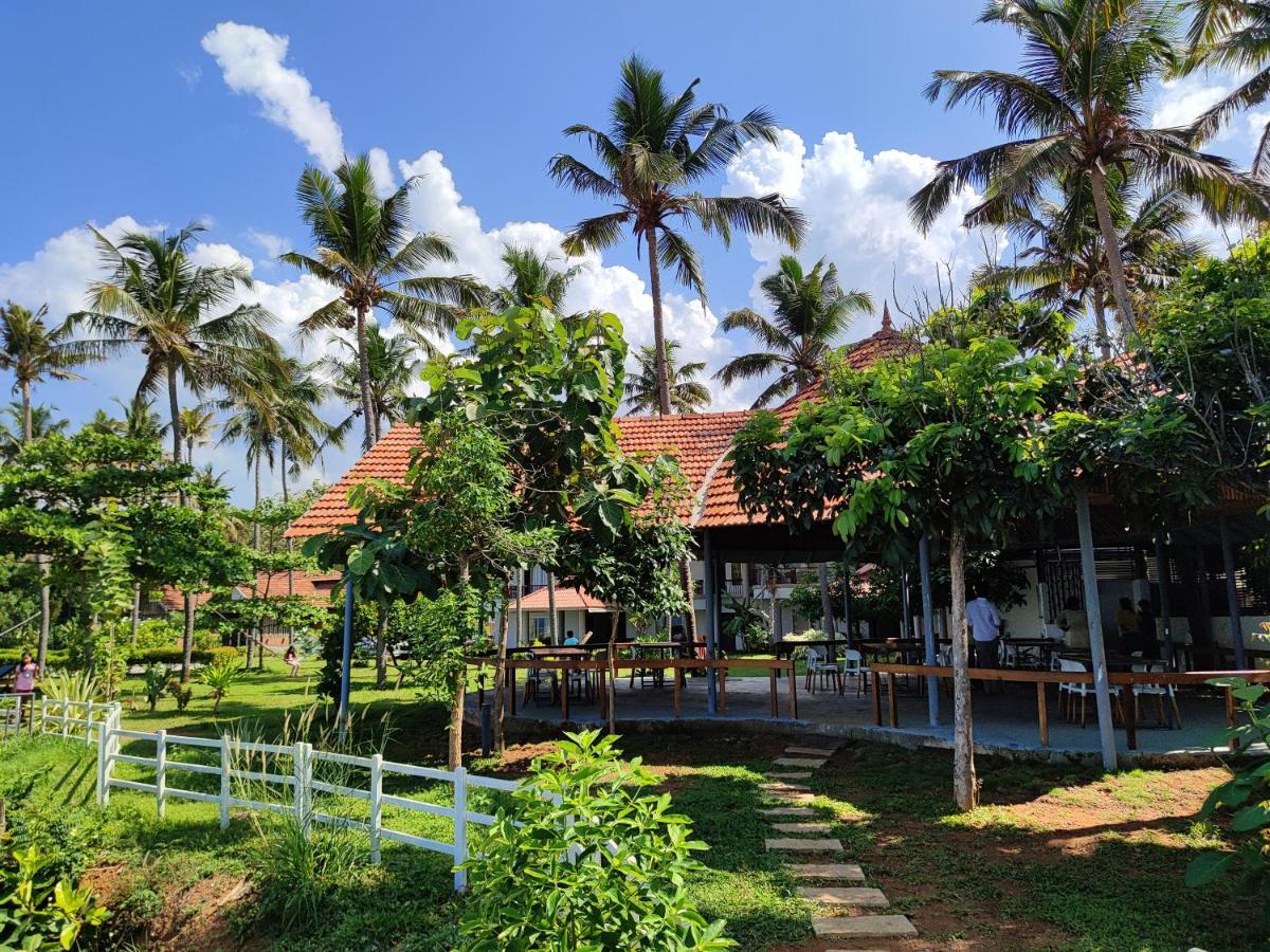 Pura Vida Varkala Hotel Ngoại thất bức ảnh