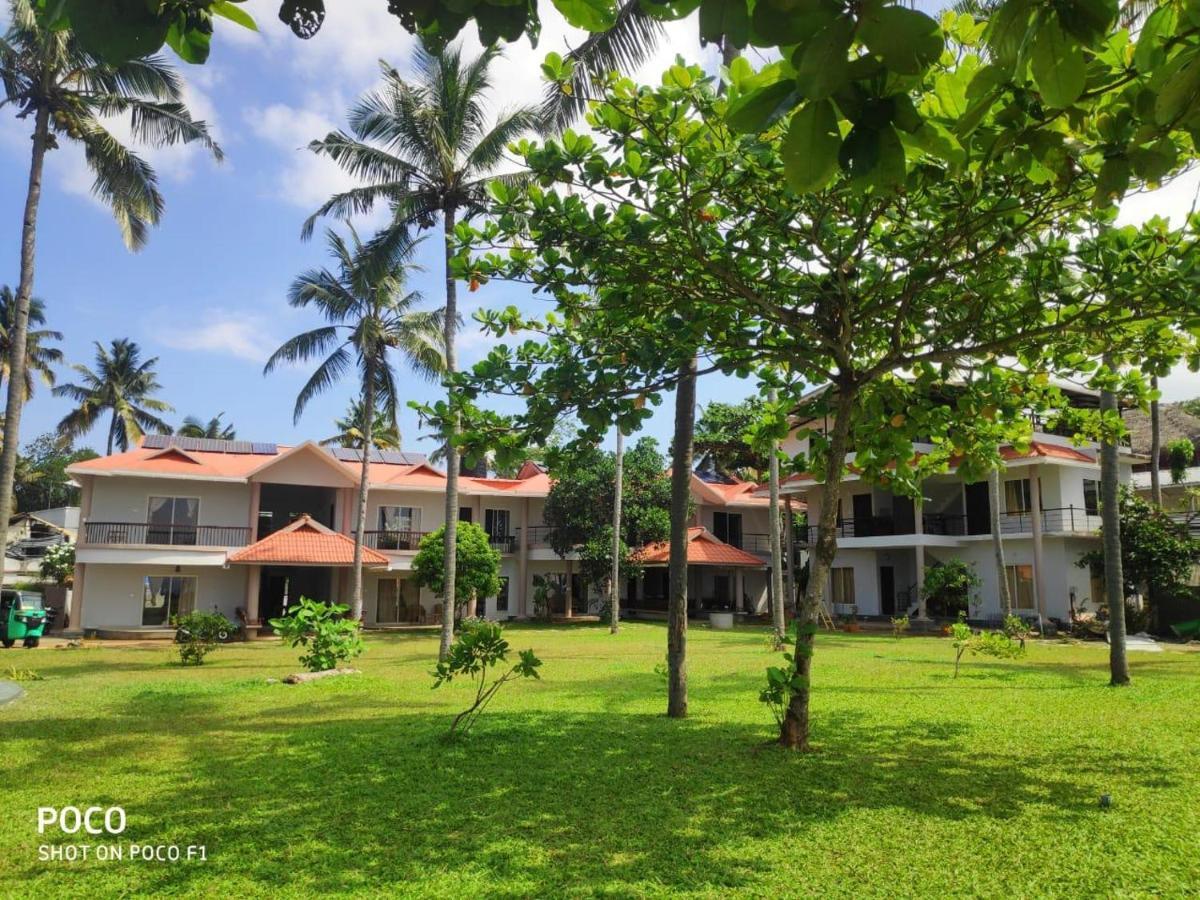 Pura Vida Varkala Hotel Ngoại thất bức ảnh
