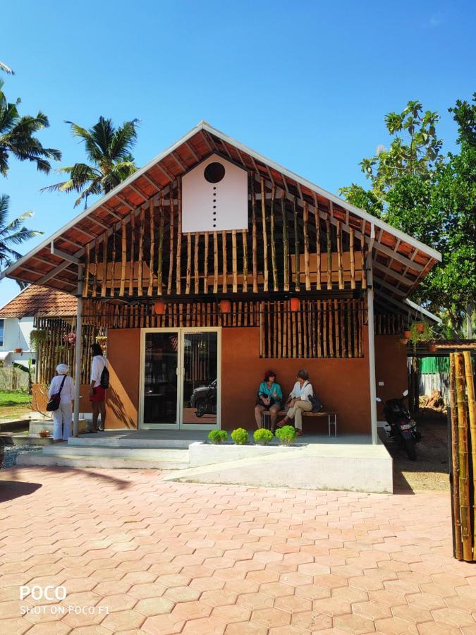 Pura Vida Varkala Hotel Ngoại thất bức ảnh